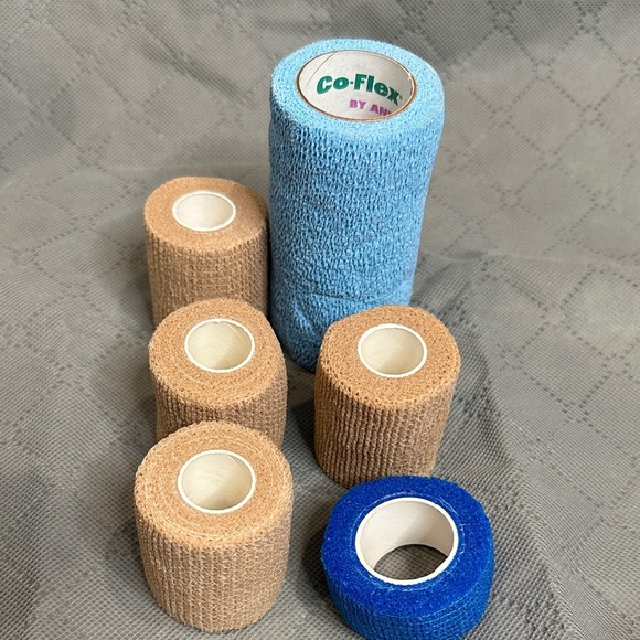 Pet Bandage Wraps - Brown, Blue Assorted Sizes 6 Rolls Dog Horse Sports Wrap NWT - Picture 3 of 7